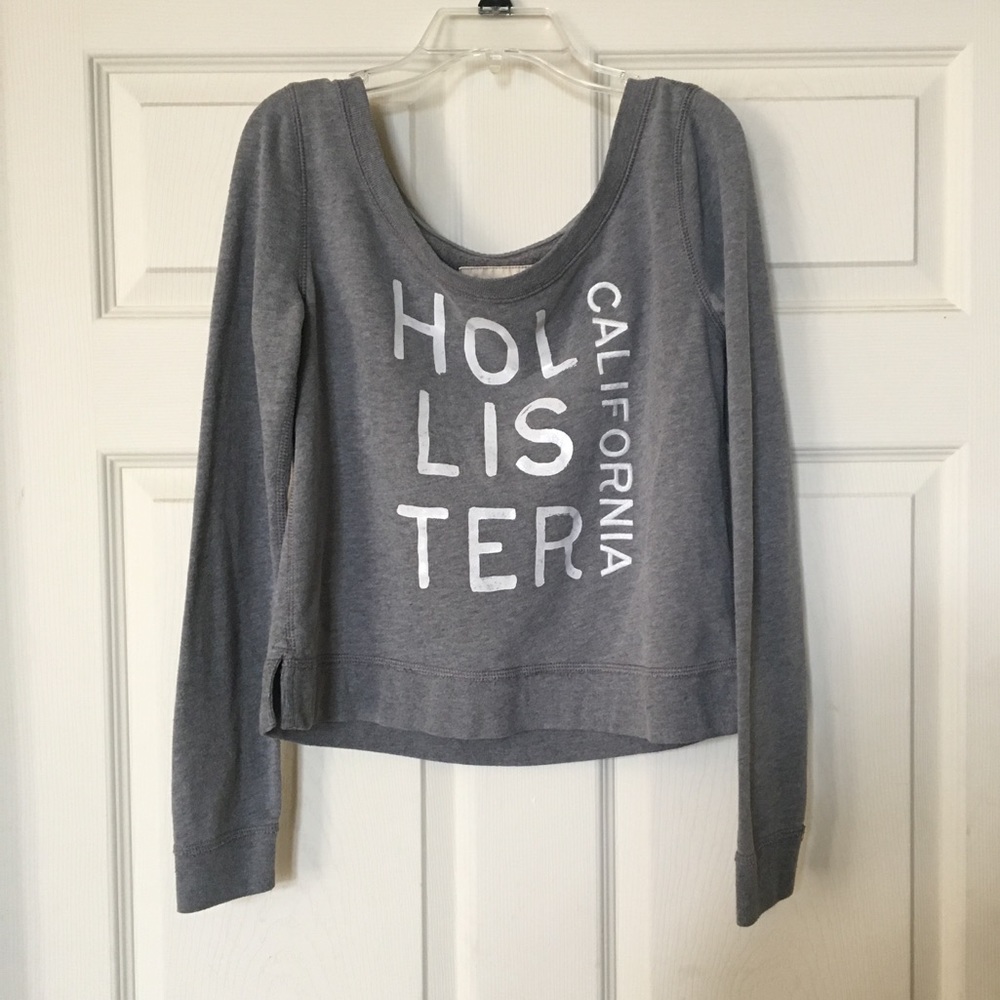 Long Sleeve Cropped Hollister Shirt